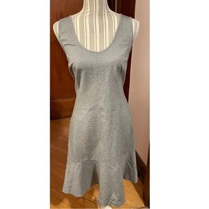 🆕 Banana Republic Sleeveless Gray Ponte Dress -Flounce Skirt - Size 12